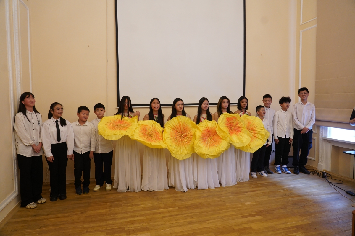 Ấm áp Ngày Nhà giáo Việt Nam 20/11 tại Nga qua chương trình “Tiếng Việt vui”